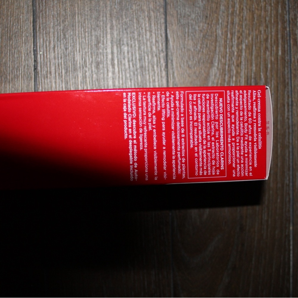 Clarins Body Fit Contouring Expert - Red and White - Picture 4 of 6